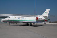 LZ-OOI @ VIE - Falcon 2000