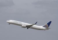 N73406 @ KLAX - Boeing 737-900 - by Mark Pasqualino