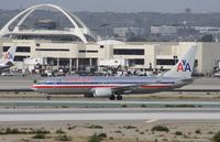 N980AN @ KLAX - Boeing 737-800 - by Mark Pasqualino