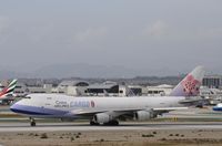 B-18709 @ KLAX - Boeing 747-400F