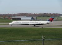 N994DL @ KCVG - Mad Dog