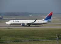 N381DN @ KCVG - DAL1817 arriving - by Kevin Kuhn