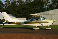 VH-ENA @ YGTH - YGTH - by Nick Dean