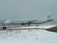 OE-LAT @ LSZH - Star Alliance - by ghans