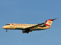 OE-LCQ @ VIE - Time to say Good bye ... the CRJ will leave the Austrian Fleet on 30th April 2010 - by P. Radosta - www.austrianwings.info