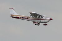 N314EM @ LAL - Arriving at Lakeland, FL during Sun N Fun 2010.