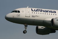 D-AILX @ EBBR - Arrival of flight LH4602 to RWY 25L
