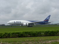 N774LA @ EHAM - Landing on the 18R - by ghans