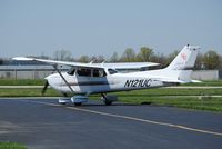 N121UC @ I69 - Getting ready to head out - by Kevin Kuhn