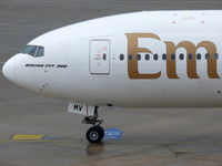 A6-EMV @ EDDL - Emirates, Boeing 777-31H