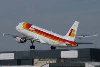 EC-HAD @ LOWW - Iberia A320 - by Andy Graf-VAP