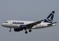YR-ASD @ EDDF - Landing 25L