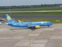D-AHFZ @ EDDL - Ein platz an der Sonne / A place at the sun - by ghans