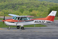N52632 @ KFDK - Seen at KFDK on 5/16/2010. - by concord977
