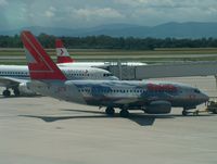 OE-LNM @ LOWW - Tirol colors
