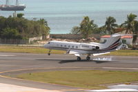 N499QS @ TNCM - N499QS Landing at TNCM runway 10 - by Daniel Jef