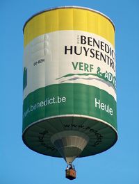 OO-BZH @ EEKLO - A very big paintcan - by ghans