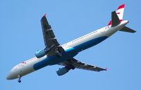 OE-LBC @ EDDF - Austria - by Jan Lefers