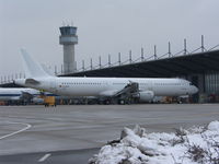 D-AVZO @ EDHI - Still white to become CN-ROF - by ghans