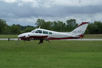 N6731X @ I19 - 1960 Cessna 310F