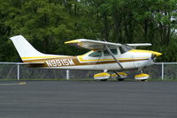 N9915M @ I19 - 1976 Cessna 182P - by Allen M. Schultheiss