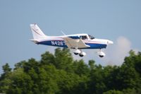 N42675 @ LAL - Arriving at Lakeland, FL during Sun N Fun 2010. - by Bob Simmermon