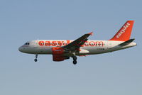 G-EZBM @ EBBR - Arrival of flight EZY4701 to RWY 25L - by Daniel Vanderauwera