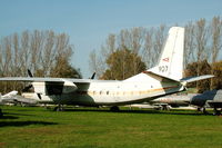 907 photo, click to enlarge