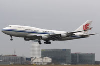 B-2477 @ LOWW - Air China Cargo Boeing 747-433(BCF)