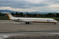I-DAVA @ LOWG - Itali Airlines MD-82