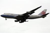 B-18720 @ LOWW - China Cargo Airlines Boeing 747-409F
