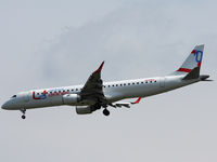 4X-EMA @ VIE - Arriving as flight IZ 423 from TLV