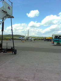 YR-DAC @ LRCL - Opperated by Direct Aero Service