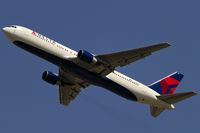 N199DN @ EDDF - departing via RW25R - by Friedrich Becker