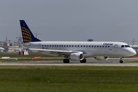 D-AECA @ EDDF - departing via RW18W - by Friedrich Becker