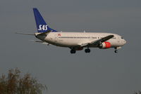 LN-BRQ @ EBBR - Flight SK4743 is descending to RWY 02