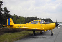 D-EGIT @ EBZR - Chipmunk & Cirrus Meet , May 2010 - by Henk Geerlings
