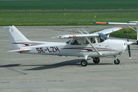 SE-LZH @ ESOW - Scandinavian Aviation Academy Cessna 172R - by Hans Spritt