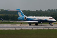 OY-SGC @ LOWW - Execujet - by Christian Zulus