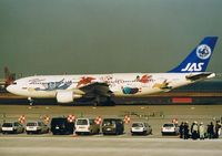 JA8472 @ RJTT - Special colors - by ghans