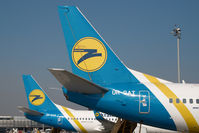 UR-GAT @ VIE - Ukraine International Boeing 737 - by Dietmar Schreiber - VAP