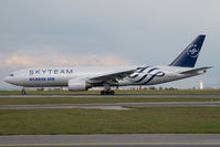 HL7733 @ VIE - Korean AIr Boeing 777-200 - by Dietmar Schreiber - VAP