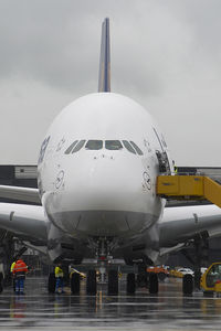 D-AIMA @ LOWW - Lufthansa Airbus A380