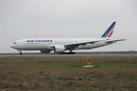 F-GSPP @ LFPG - on taxi at CDG - by juju777