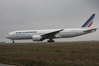 F-GSPY @ LFPG - on taxi at CDG - by juju777