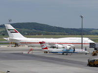 A6-HRM @ VIE - Very special visitor at VIE