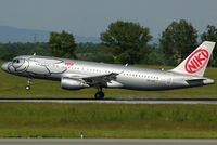 OE-LEE @ VIE - NIKI Airbus A320-214