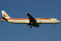 EC-ILO @ VIE - Iberia  Airbus A321-211