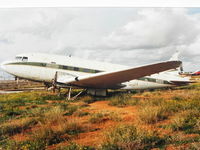 N565 @ LMML - Conoco Company , Old Luqa Airport at Malta.    Scan taken from photo taken in Nov. 1987 - by Henk Geerlings