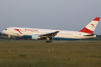 OE-LAW @ LOWW - AUSTRIAN AIRLINES - by Delta Kilo